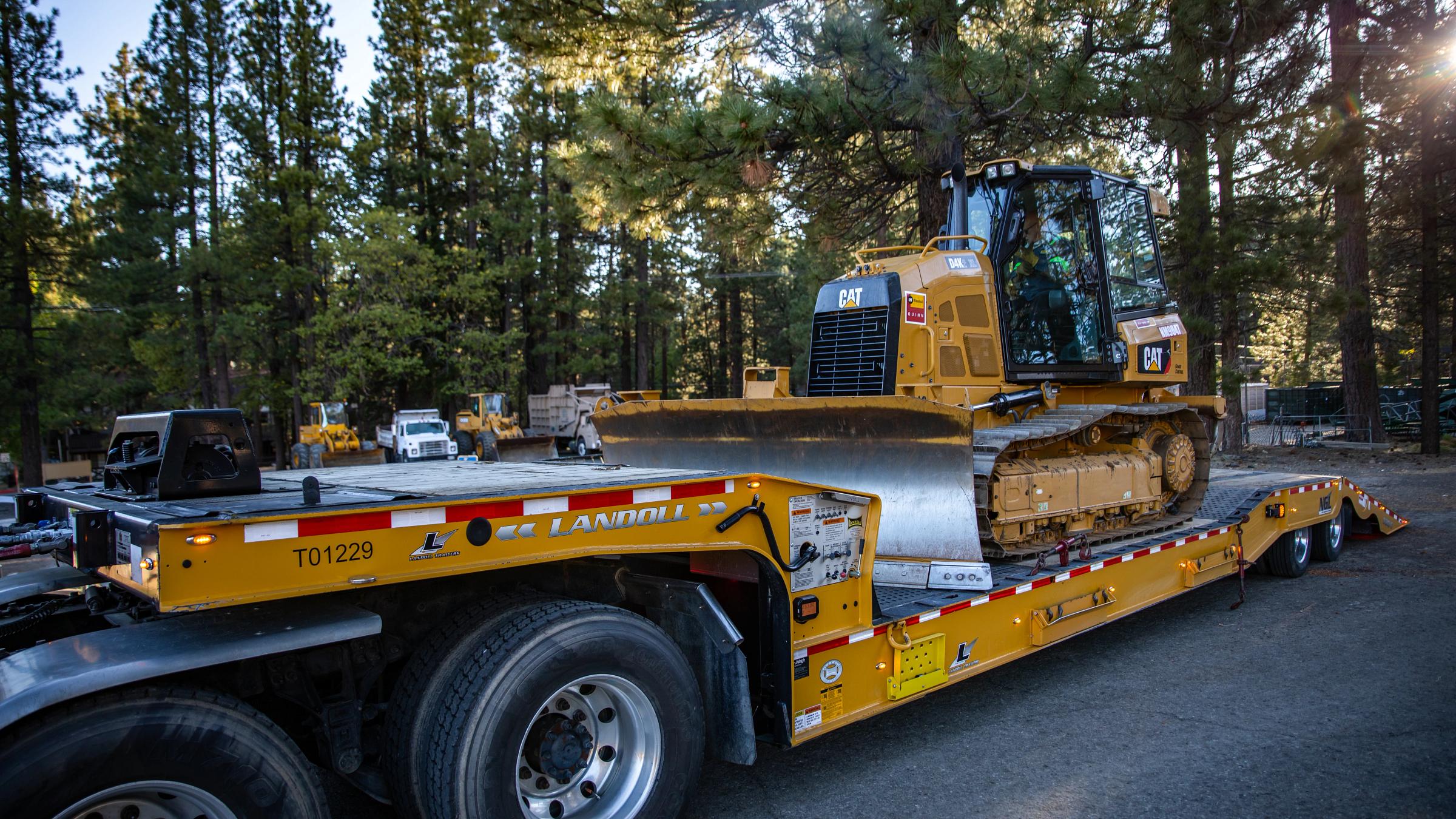 2020-05-19_SS_JM_Trail_Crew_Heavy_Machinery_-9.jpg